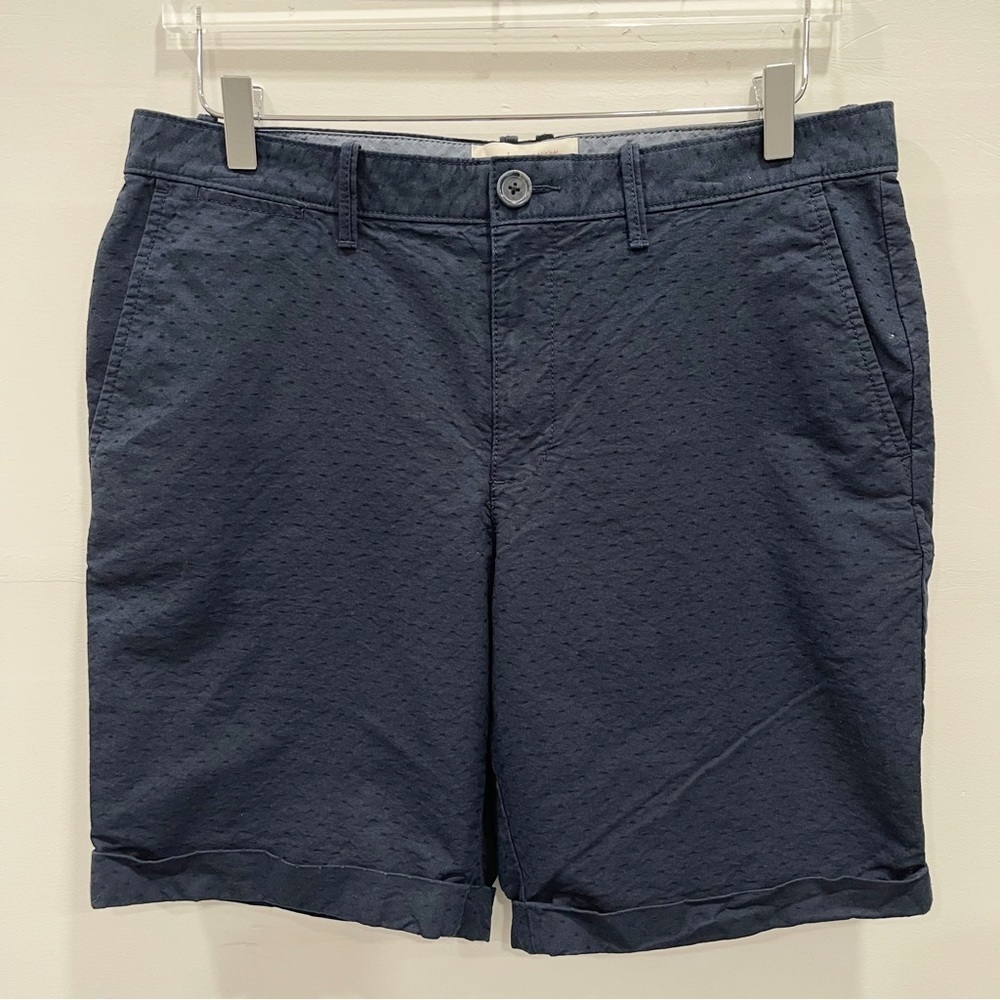 Penguin Textured Navy Blue Cuffed Shorts Men’s
